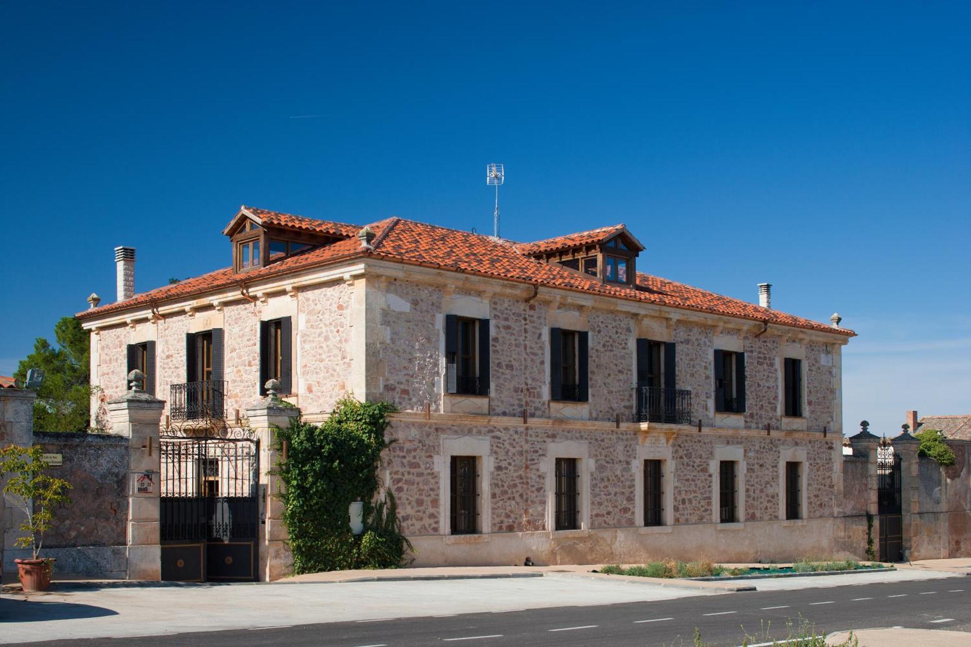 El Senorio De La Serrezuela Aldeanueva de la Serrezuela Exterior photo